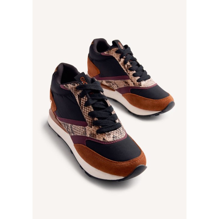 Deportiva Hemlock